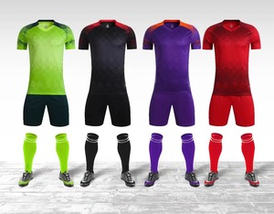 Kit de fútbol para hombre, pantalones cortos, camiseta de fútbol de manga larga para niños, kits de fútbol, conjuntos de uniformes de entrenamiento de fútbol personalizados - Product Image 5