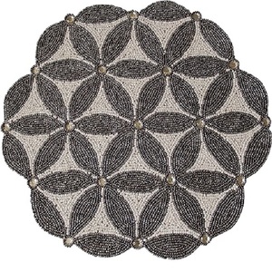 2023 produit le plus vendu rond noir avec fleur perle napperon intérieur fêtes Centre Table tapis décoratif pour la maison hôtels - Product Image 2