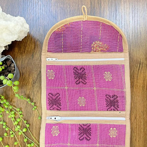 กระเป๋าใส่เหรียญทำจากผ้าฝ้าย Kantha แบบพับสามทบกระเป๋าใส่เหรียญสีดำเป็นมิตรต่อสิ่งแวดล้อมทนทานทนทานแบบยั่งยืนของขวัญกระเป๋าสตางค์วินเทจ - Product Image 1