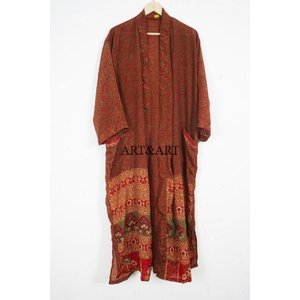 Kimono long en soie fait main, style sari, patchwork vintage, pour demoiselles d'honneur, taille unique, vêtements de nuit pour femme, doux et idéal pour l'été – Meilleures ventes - Product Image 4