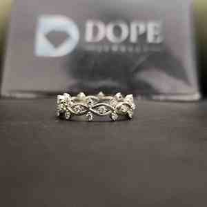 Anillo de Compromiso Adorable Charm DOPE JEWELLS DLR-0096 de Oro Sólido de 18 Quilates con Piedra Natural, Certificado IGI, Unisex para el Día de Compromiso - Product Image 4