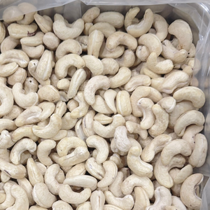 Vente en gros Vietnam Ww240 Ww320 Noix de cajou Noix de cajou biologiques Santigo Vietnam Prix bon marché, emballage OEM ODM - Product Image 1