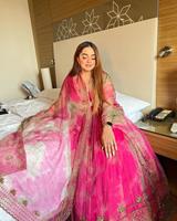 Tissu Georgette brodé à paillettes pour femmes, Lehenga, Choli pour fête de mariage, dernière création de Designer, couleur rose