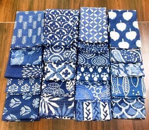 100% serviettes en coton imprimé bloc à la main serviettes en coton lavé à la pierre pour serviettes de fête de mariage rustiques - Product Image 1