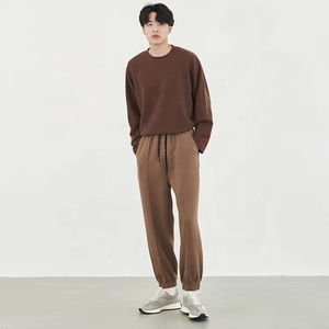 Camiseta de Cuello Redondo de Manga Corta de Algodón Grueso Clásico Estampada Personalizada de Alta Calidad, Camiseta 100% Algodón - Product Image 3