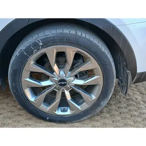 Kia Sorento 4ème Génération (MQ4) Prestige 2.2 Diesel 2WD Automatique Turbo Gauche SUV d'occasion 2022 - Essence/Électrique - Product Image 2