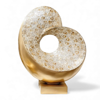 Sculpture élégante en nacre, pièce d'art artisanale en coquillage, design Art Déco, origine Vietnam, pour l'inauguration de maison et la décoration intérieure