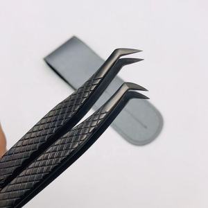 Pinzas de extensión de pestañas de gran volumen con logotipo personalizado de MOQ bajo al por mayor punta de fibra de acero inoxidable sostenible de plasma negro sólido - Product Image 5