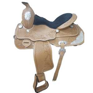 Sillín occidental de cuero de caballo con herramientas manuales hermosas de calidad de lujo con accesorios de juego de tachuelas a un precio asequible - Product Image 1