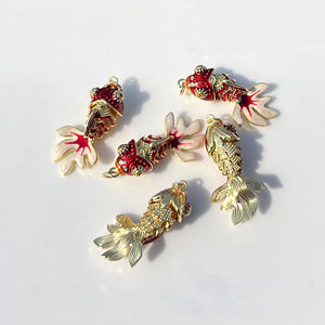 สร้อยคอรูปปลาโคอิซอนเนนแบบเคลือบสีทองสำหรับใส่ในฤดูร้อนเครื่องประดับสำหรับห้อยคอปลาเคลื่อนย้ายได้ - Product Image 4