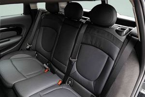 MINI Cooper Clubman Classic Cooper S ALL4 AWD 2024, Listo para Enviar - Product Image 4