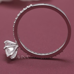 Anillo de Compromiso y Boda con Diamante Corte Marquesa Certificado por IGI, con Pavé, en Oro Amarillo/Rosa y Blanco de 9K - Product Image 6