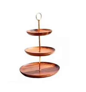 Mayorista de alta calidad de soporte de pastel de madera Soporte de pastel hecho a mano de calidad premium Diseñador Soporte de pastel de lujo - Product Image 1