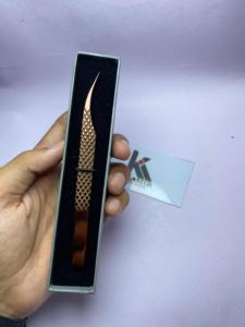 Pince à épiler d'extension de cils à isolation droite en or rose à vendre à chaud en acier inoxydable avec Nano Grip Prix compétitif - Product Image 2