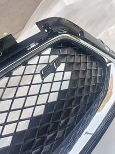 2024 Encore GX f lưới tản nhiệt sang trọng nhựa Fender phần dễ dàng cài đặt điều kiện mới thay thế một phần 42828790 - Product Image 3