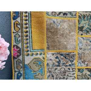 Alfombra Vintage, Pequeña, 2.7x4.1 pies, Alfombra Turca, Alfombra de Lana a Rayas Azules y Amarillas - Product Image 4