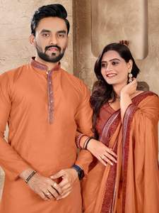 Ce magnifique ensemble comprend un saree traditionnel pour la femme et une kurta assortie - Product Image 5