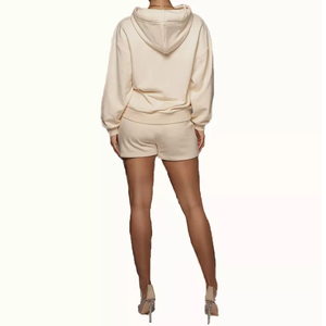 Vente en gros de pulls de survêtement pour femmes LOGO personnalisé sweats à capuche et shorts pour femmes ensembles 2 pièces sweat à capuche en coton et polaire pour femmes - Product Image 5