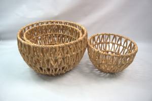 <b>Set</b> of 3 Round Eco-Friendly Water Hyacinth Multifunction Storage Baskets - Product Image 2