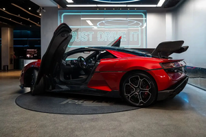 <span class=keywords><strong>2025</strong></span> BYD yang-wang U9 siêu xe điện hiệu suất cao EV tay lái trái 301-400km nedc phạm vi 90-110kwh pin đặt hàng trước - Product Image 4