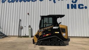 รถตักล้อยางดีเซล ASV RT40 Posi Track พร้อมเครื่องยนต์กำลังสูง 75 กิโลวัตต์ - รถตักขนาดกะทัดรัด - Product Image 1