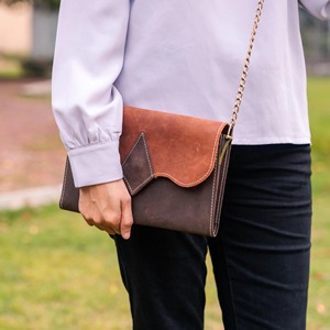 Vente en gros de sac à bandoulière pour femmes sac en cuir véritable de haute qualité pour femmes sac à main tendance personnalisé sac vintage marron pour femmes - Product Image 6