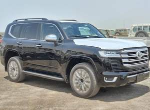 Toyota LandCruiser LC300 VXR 2025, 3.5L V6 bi-turbo essence, boîte automatique, transmission intégrale, intérieur cuir foncé, taille des pneus R20 - Product Image 6