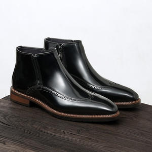 รองเท้าหนังกลับนิ่มแบบ Brogue ขอบเจาะรู พื้นรองเท้าน้ำหนักเบา รองเท้าลำลองสำหรับผู้ชาย รองเท้าแฟชั่น - Product Image 1