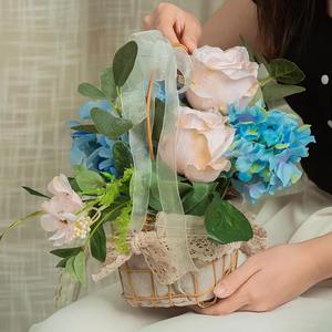 Panier-cadeau en métal incroyable, panier à fruits qui équilibre parfaitement la beauté et la solidité, assurant un rangement sûr et une présentation élégante - Product Image 2