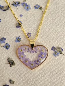 Couleur pleine résine nackles Creative Handmade Glowing nackles Dans unique Dark Blue Sky Clouds Resin Luminous Necklace For Wome - Product Image 6