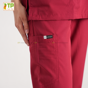 Tenues d'infirmière pour femmes prêtes à être livrées, en tissu extensible, design jogger, uniformes d'hôpital, ensembles de blouses, fabriqués au Vietnam - Product Image 6