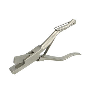 Alicates de muesca de orejas de animales hechos a medida para un marcado fácil y preciso del ganado de ganado y cerdos - Product Image 4