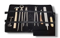 Kit de Herramientas para el Cuidado de Caballos CST SFSTR, Diseño Estadounidense, 7 Piezas, Acero Inoxidable de Calidad Níquel, Juego para el Cuidado de Pezuñas, Duración Ilimitada