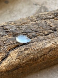 Belle pierre Cabochon en forme de poire aigue-marine de couleur naturelle avec une pierre précieuse en vrac de bon lustre pour la fabrication de bijoux 1.11 carats - Product Image 5