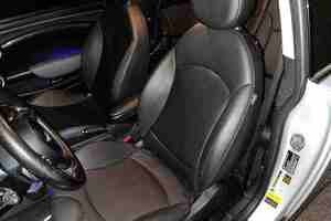 Clubman S 2024 SUV Usado, Interior Oscuro, Asientos de Cuero, Caja de Cambios Automática, Cámara Trasera 360, Volante a la Derecha, Pantalla Táctil Panorámica - Product Image 6