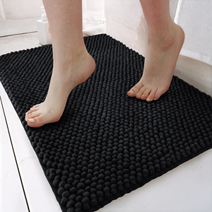 Tapis de bain moderne en microfibre gris ananas, écologique, doux, absorbant, antidérapant, lavable en machine, 50x50 cm - Product Image 1