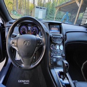 ¡Oferta Imperdible! Hyundai Genesis Coupé 3.8 Ultimate 2014 Súper Limpio, 348 HP, V6, Tracción Trasera, Color Negro Caspian, Coupé de Lujo - Product Image 3