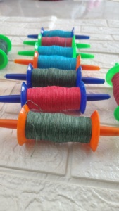 Bobine de cerf-volant en bois avec 100 mètres de fil Charkhi, décoration indienne, Makarsankranti, Lohri, Chakari, Firki, cerfs-volants, décoration de fête - Product Image 6