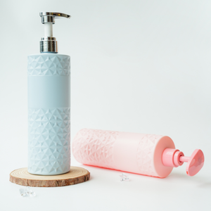 Botella vacía de lujo de HDPE de 750ml Patrones especiales para champú y embalaje cosmético OEM ODM Ventas calientes - Product Image 5