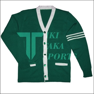 Cárdigan unisex de diseño universitario con suéter de punto bordado para la temporada de invierno Cárdigan suelto para mujer con bolsillos - Product Image 5