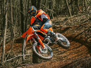 Disponible dès maintenant : Nouvelles motos 125 X-C 2025 en stock F6175Y3 - Product Image 6