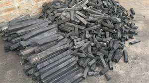 Forme hexagonale BBQ Charcoal Vietnam Briquettes fabriquées à la machine à partir de charbon de bois de sciure de bois pur - Product Image 6