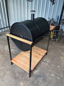 Parrilla Portátil de Carbón de Acero con Estantes Laterales de Madera - Product Image 5