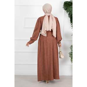 Robe Hijab en lin avec liens sur le côté Marron - Product Image 1