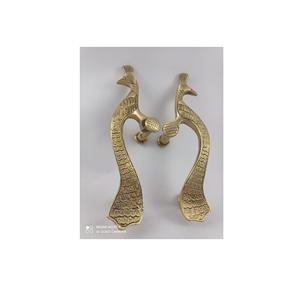 Bouton intérieur géorgien Camelot avec poignée d'entrée avant Poignées de porte et de fenêtre en laiton brillant - Product Image 1