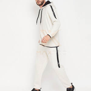 Trajes Deportivos para Hombre de Alta Calidad Hechos en Pakistán, Fabricación en Fábrica, Transpirables, para Adultos - Product Image 2