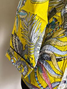 Camisa larga con estampado floral en decoración de Encaje amarillo brillante Botón casual con motivos de jungla tropical para Primavera/Verano ODM - Product Image 2