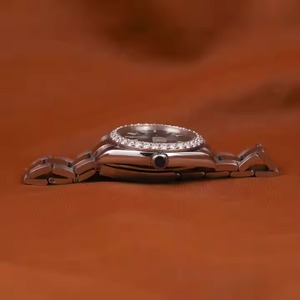 Reloj con esfera analógica verde Premium, ancho de banda de 20mm, alta calidad, único, elegante, VVS, diamante, moissanita, banda de acero inoxidable, cristal - Product Image 3