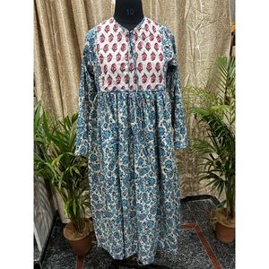 Robes longues bohèmes décontractées gothiques tendance pour l'été avec taille élastique, décoration ajourée respirante, tailles XS-XL pour les occasions de club - Product Image 1