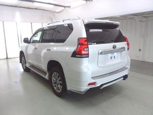 Direction droite pour Toyota pour Land Cruiser Prado avec boîte de vitesses automatique et sièges en cuir disponibles - Product Image 3